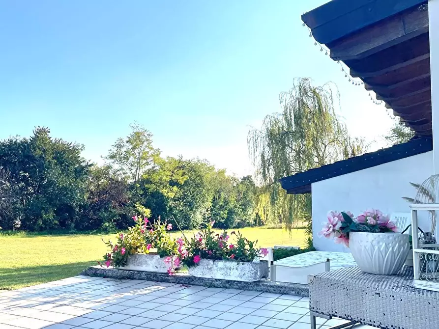 Immagine 18 di Villa in vendita  in Strada Festoni a Casalmoro