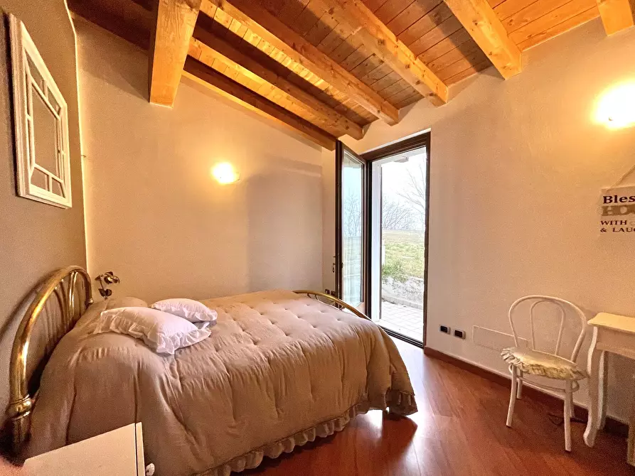 Immagine 12 di Villa in vendita  in Strada Festoni a Casalmoro
