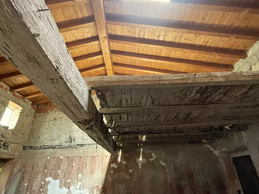 Immagine 21 di Villa in vendita  in Strada Volta Valeggio a Volta Mantovana