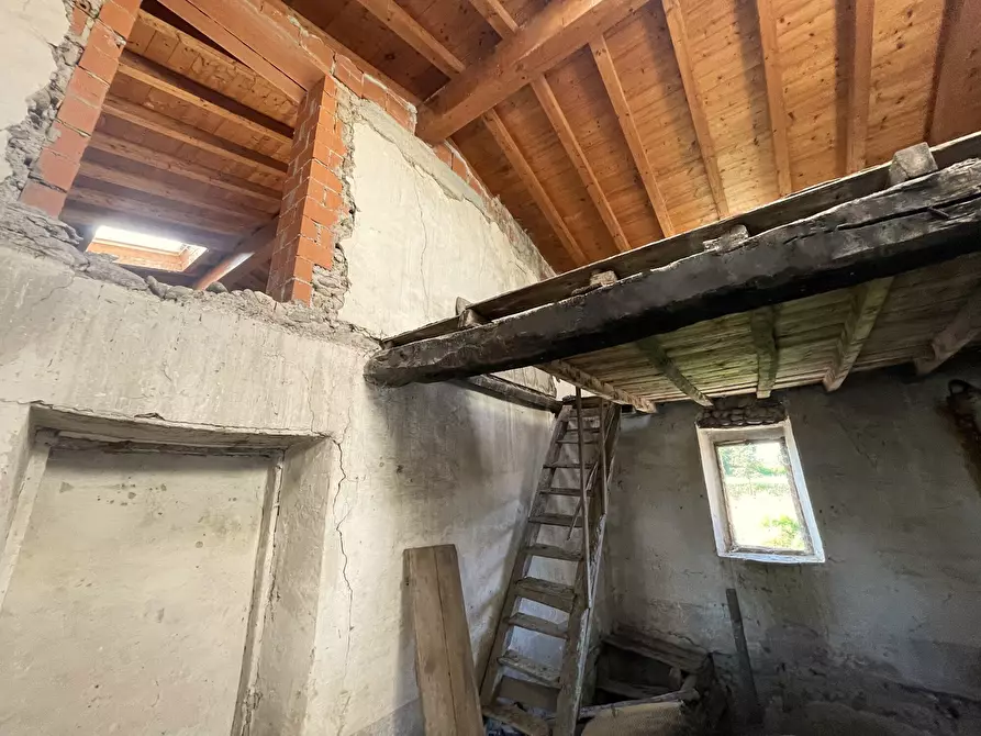 Immagine 22 di Villa in vendita  in Strada Volta Valeggio a Volta Mantovana