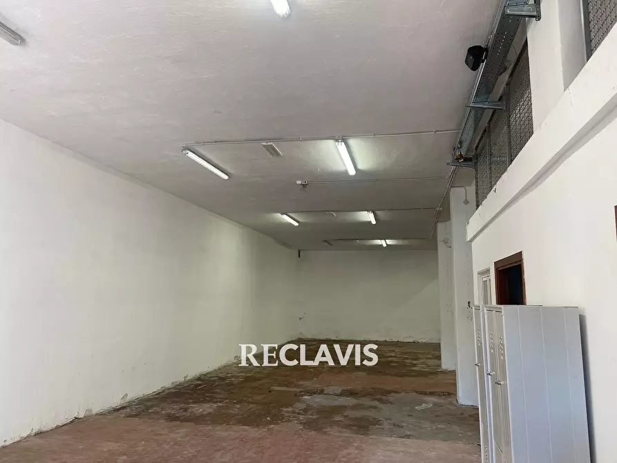 Immagine 5 di Locale commerciale in affitto  in Via Di Pietralata 240 a Roma