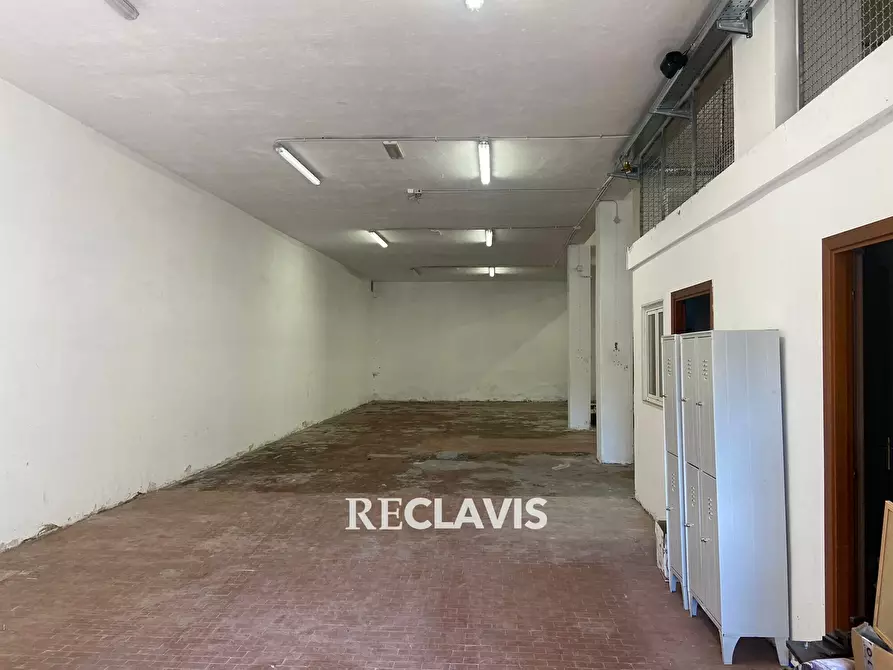 Immagine 6 di Locale commerciale in affitto  in Via Di Pietralata 240 a Roma