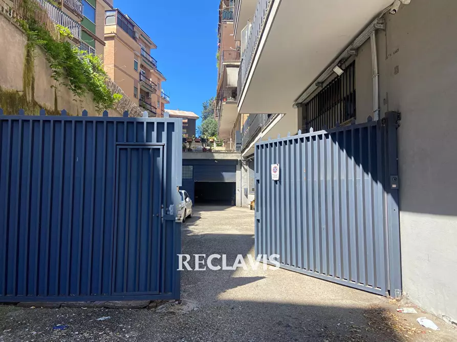 Immagine 8 di Locale commerciale in affitto  in Via Di Pietralata 240 a Roma