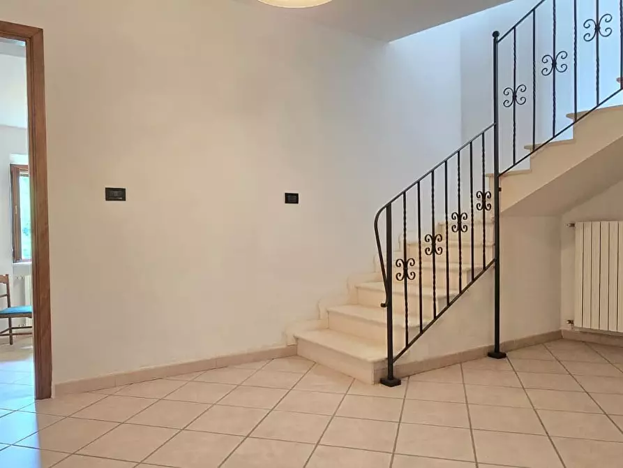 Immagine 19 di Appartamento in vendita  in Via Municipio a Abbateggio