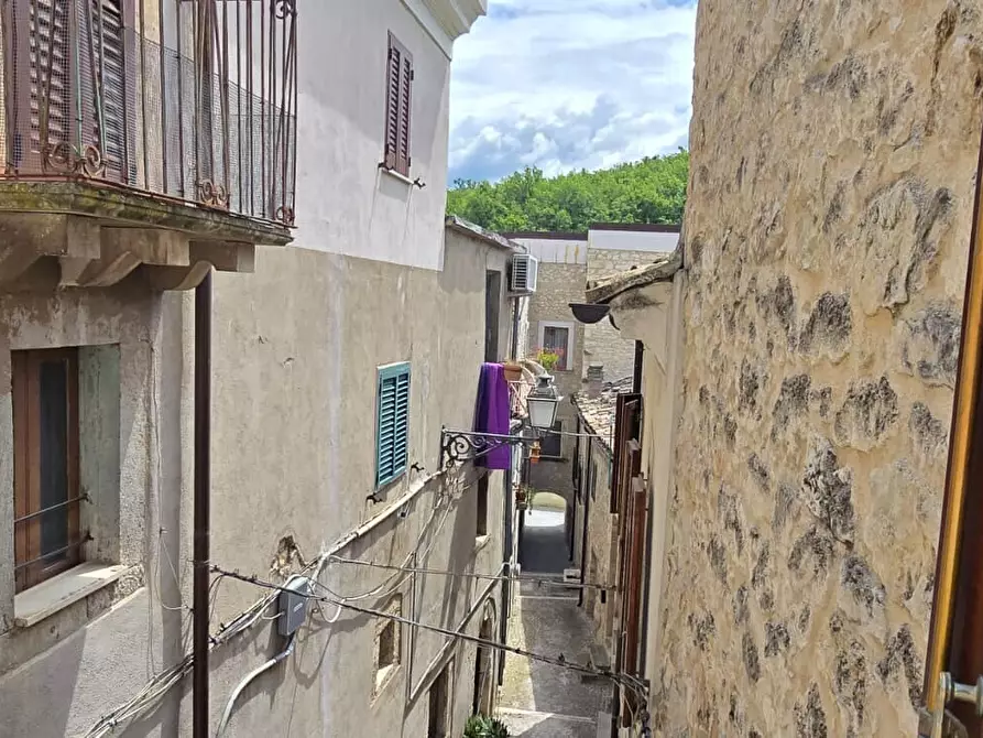 Immagine 7 di Appartamento in vendita  in Via Municipio a Abbateggio