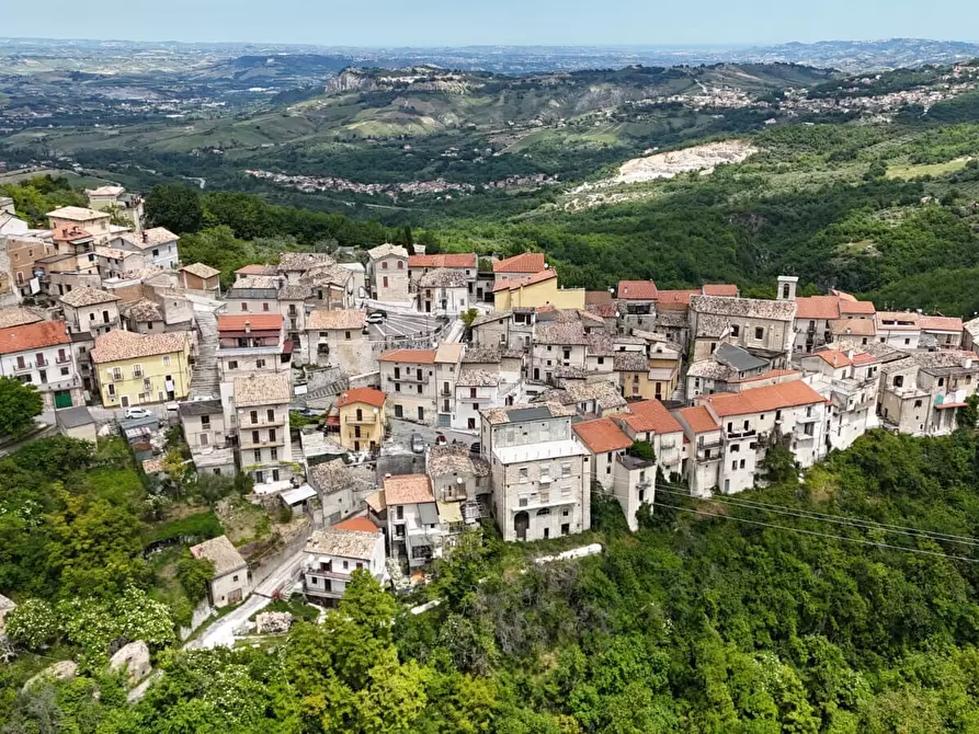 Immagine 15 di Appartamento in vendita  in Via Municipio a Abbateggio