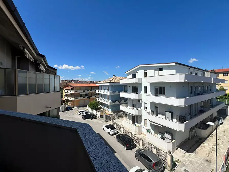 Immagine 20 di Appartamento in vendita  in Via parigi 70 a Pescara