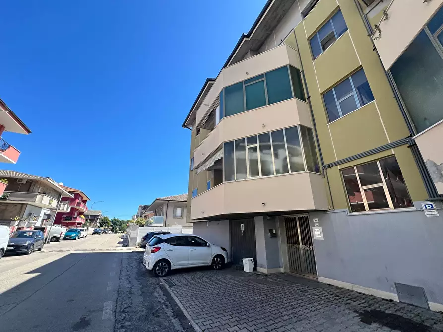 Immagine 22 di Appartamento in vendita  in Via parigi 70 a Pescara