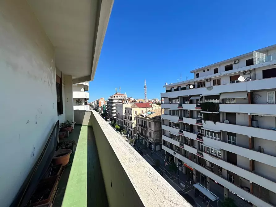 Immagine 29 di Appartamento in vendita  in Corso Vittorio Emanuele II 161 a Pescara