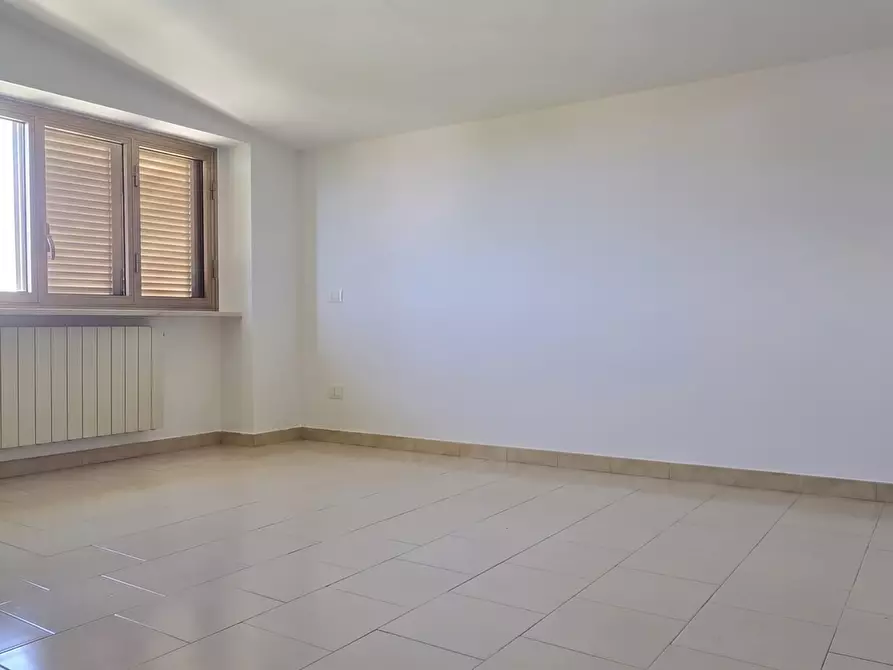 Immagine 12 di Mansarda in affitto  in Strada Colle Renazzo a Pescara