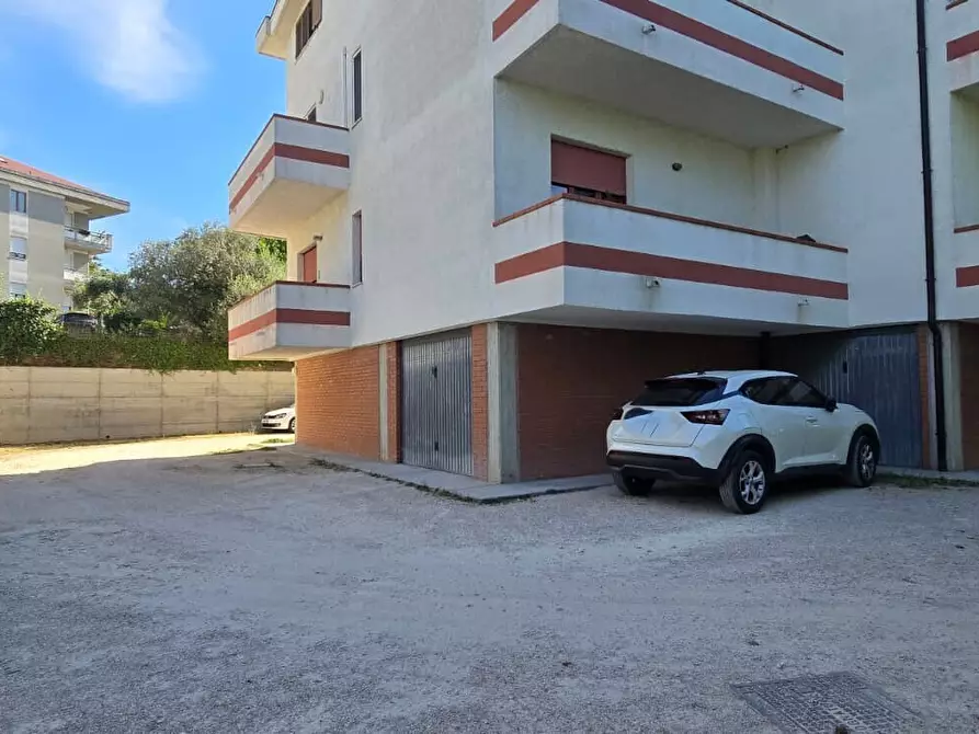 Immagine 23 di Mansarda in affitto  in Strada Colle Renazzo a Pescara