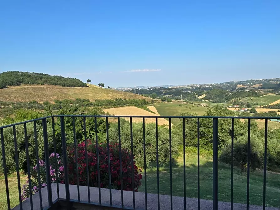Immagine 42 di Villa in vendita  in contrada Cignale 3 a Penne