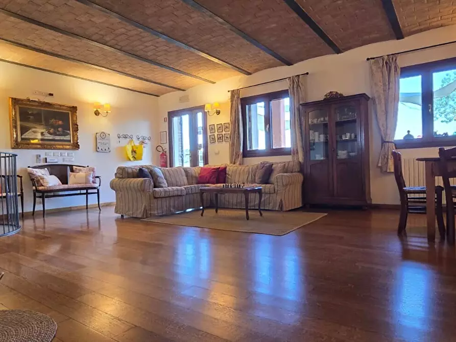 Immagine 22 di Villa in vendita  in contrada Cignale 3 a Penne