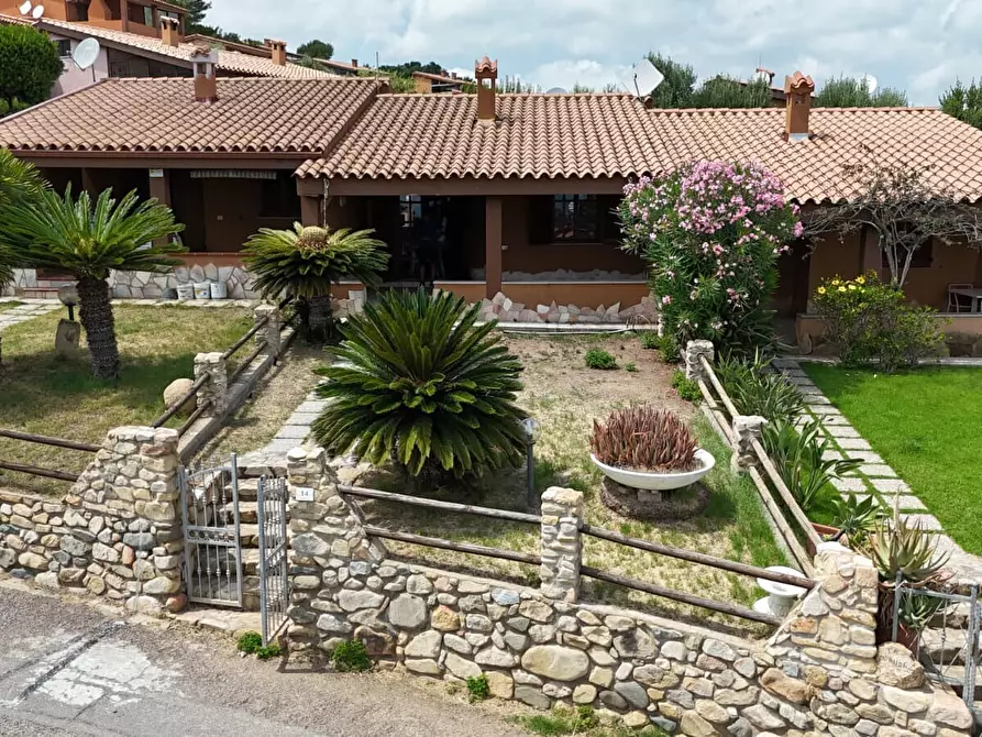 Immagine 5 di Villa in vendita  in Via delle Poiane 14 a Muravera
