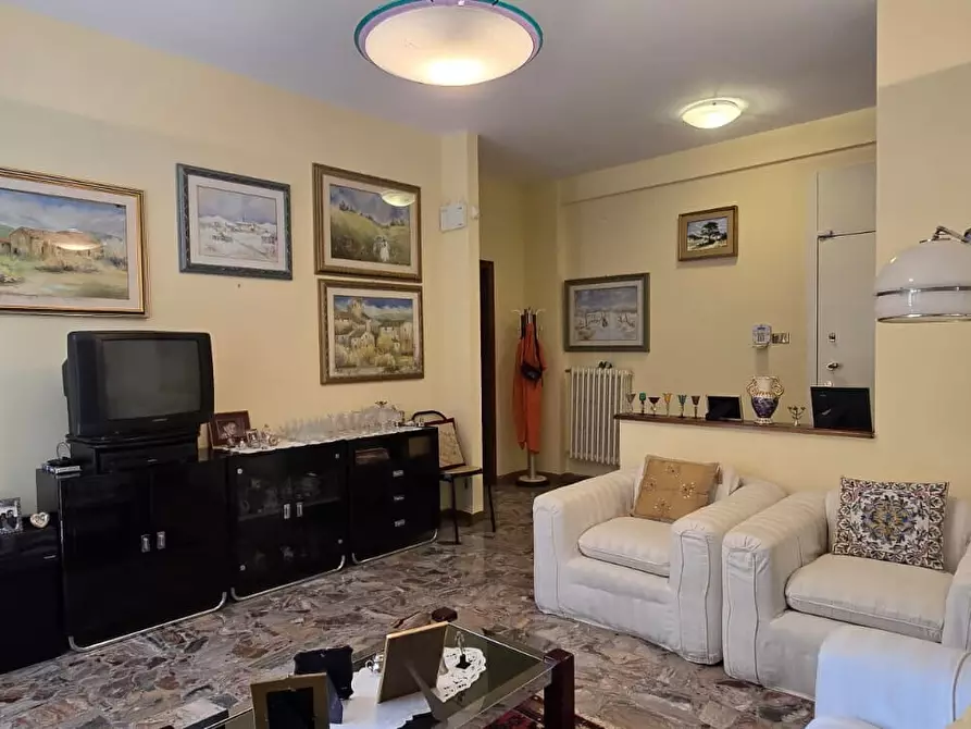 Immagine 8 di Appartamento in vendita  in Via Sant’Eufemia a Maiella 41 a Pescara