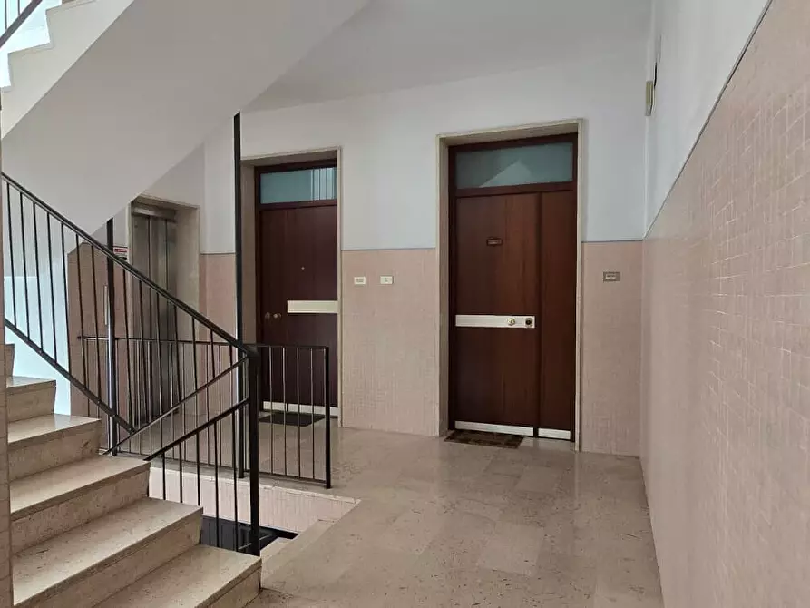 Immagine 3 di Appartamento in vendita  in Via Sant’Eufemia a Maiella 41 a Pescara