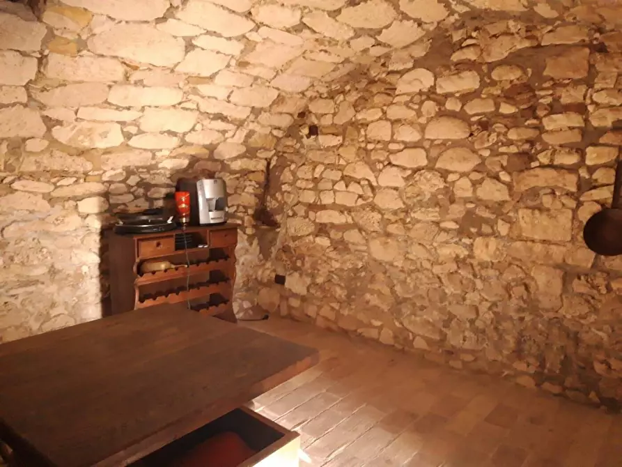 Immagine 11 di Villa in vendita  in Via Roma a Ari