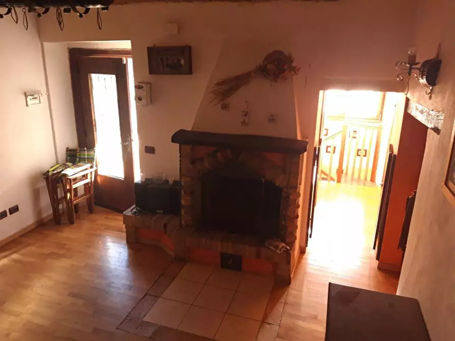 Immagine 14 di Villa in vendita  in Via Roma a Ari