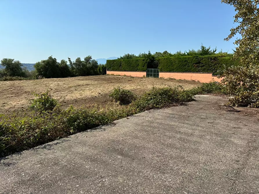 Immagine 1 di Terreno residenziale in vendita  in Via Valle Carbone a Brittoli