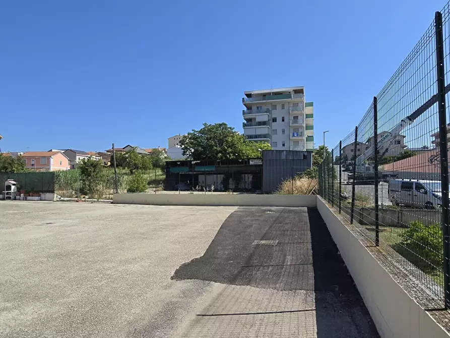 Immagine 2 di Terreno residenziale in vendita  in Via Oslo 16 a Brittoli