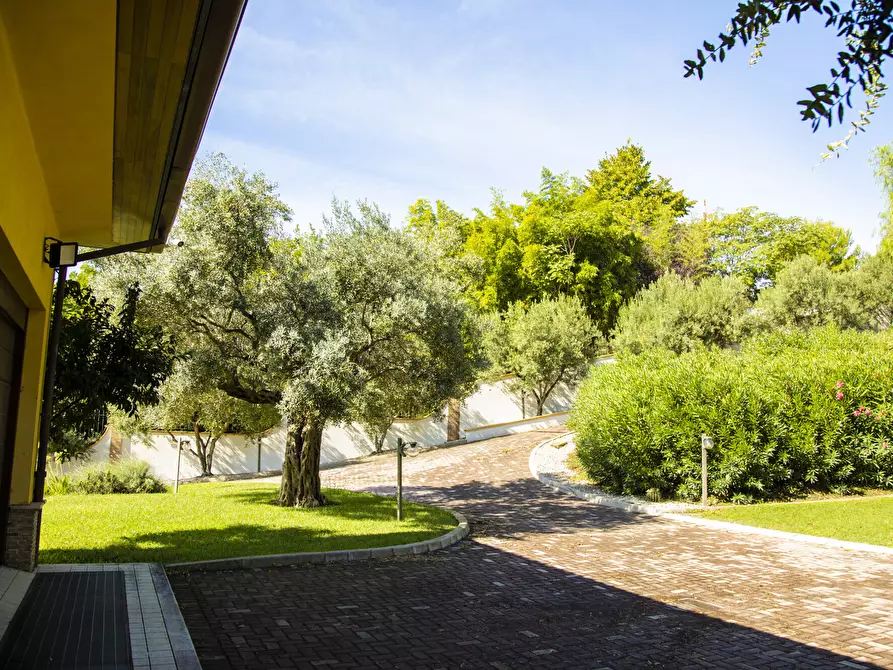 Immagine 75 di Villa in vendita  in Contrada Pretaro a Francavilla Al Mare