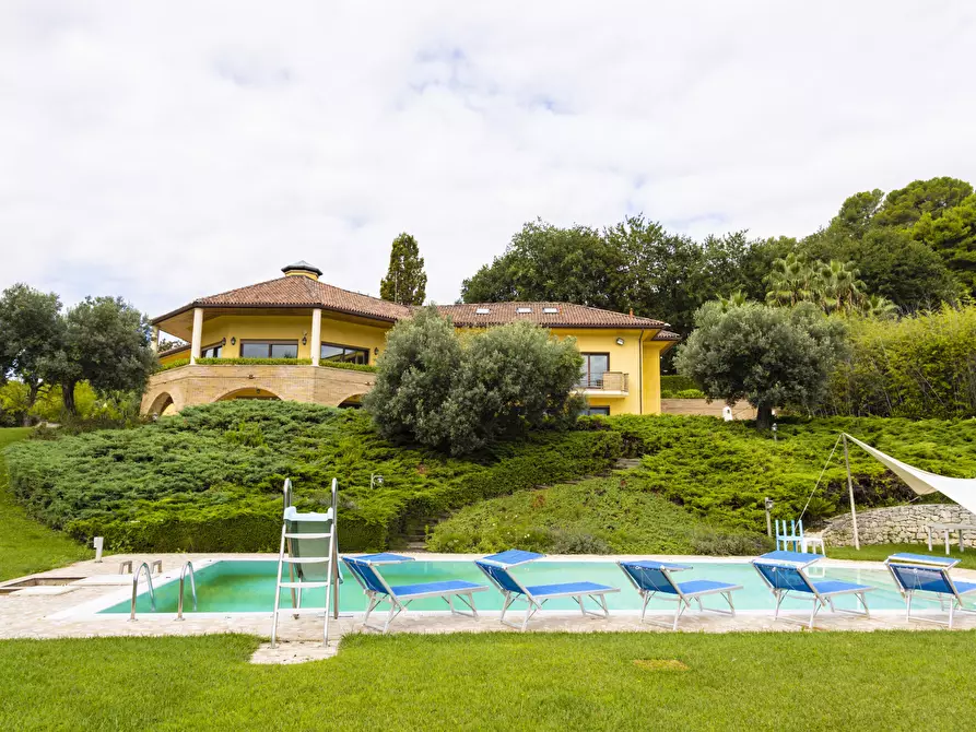 Immagine 7 di Villa in vendita  in Contrada Pretaro a Francavilla Al Mare