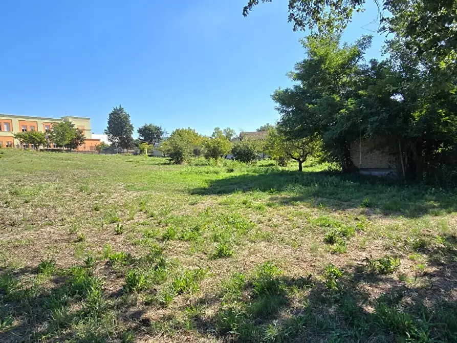 Immagine 4 di Terreno residenziale in vendita  in Via Giacomo Matteotti a Abbateggio