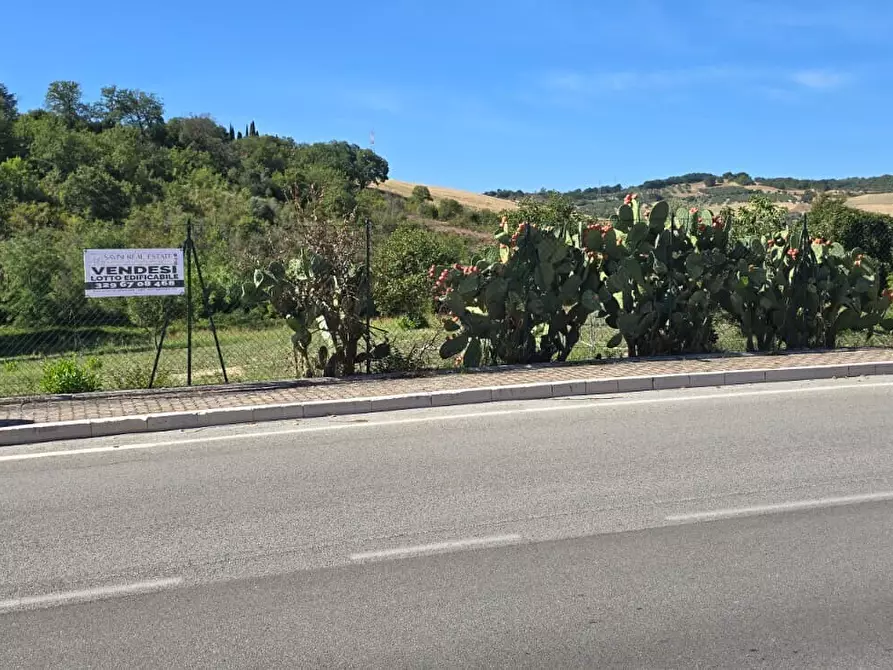 Immagine 9 di Terreno residenziale in vendita  in Via Giacomo Matteotti a Abbateggio