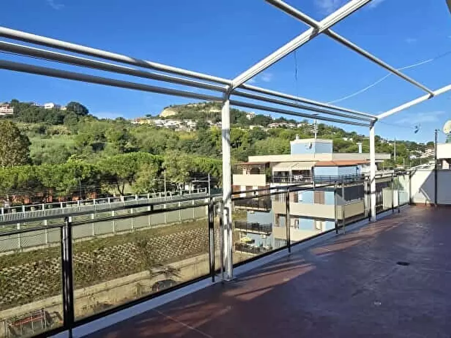 Immagine 18 di Appartamento in vendita  in Via Raffaello Sanzio 113 a Pescara