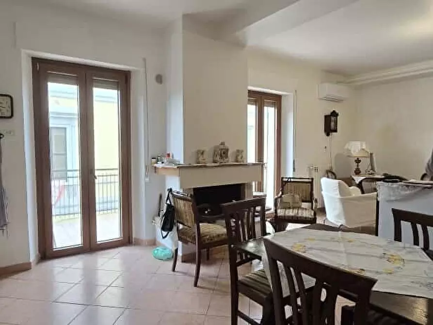 Immagine 14 di Appartamento in vendita  in Piazza Luca da Penne 1 a Penne