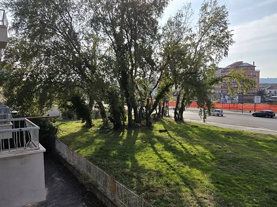 Immagine 13 di Appartamento in vendita  in Via Fortore 10 a Pescara