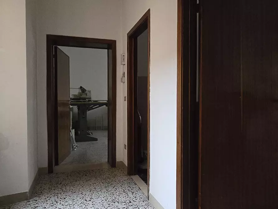 Immagine 12 di Appartamento in vendita  in Piazza Luca da Penne 50 a Penne