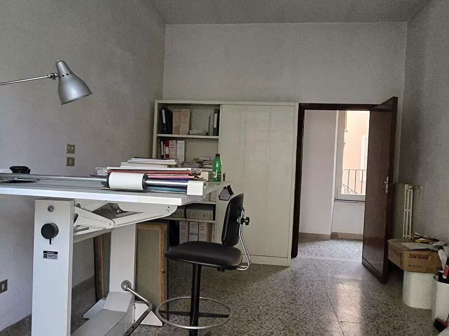 Immagine 11 di Appartamento in vendita  in Piazza Luca da Penne 50 a Penne