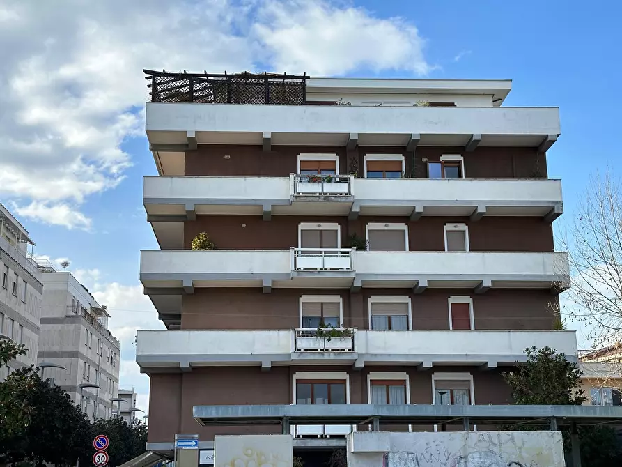 Immagine 2 di Appartamento in vendita  in Viale Gabriele D'Annunzio a Montesilvano