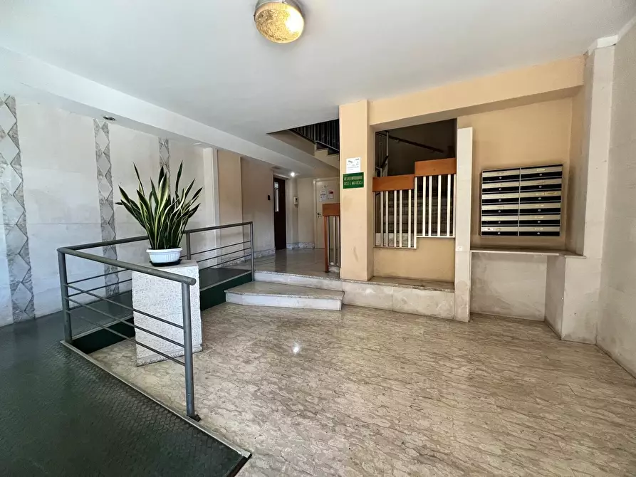 Immagine 5 di Appartamento in vendita  in Viale Gabriele D'Annunzio a Montesilvano