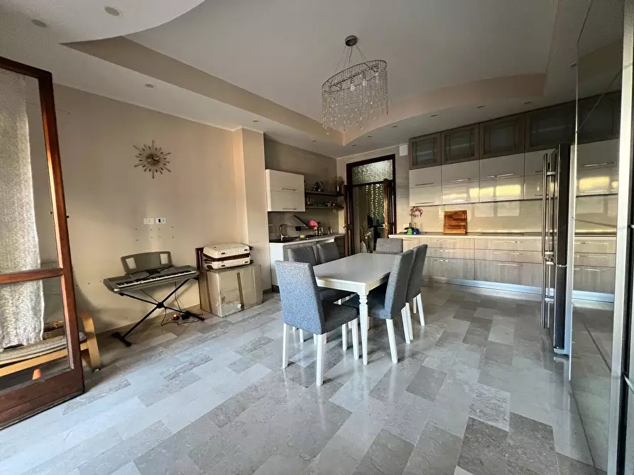 Immagine 18 di Appartamento in vendita  in Viale Gabriele D'Annunzio a Montesilvano