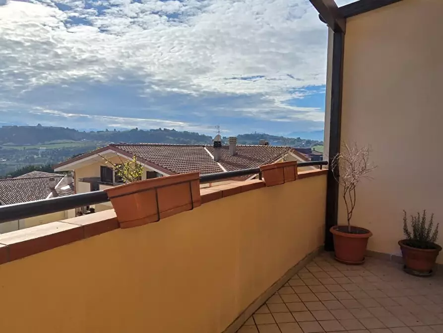 Immagine 32 di Appartamento in vendita  in Via Spagnuolo 28 a Montesilvano