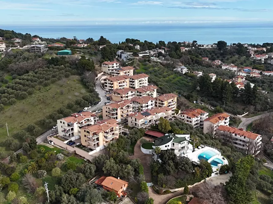 Immagine 40 di Appartamento in vendita  in Via Spagnuolo 28 a Montesilvano