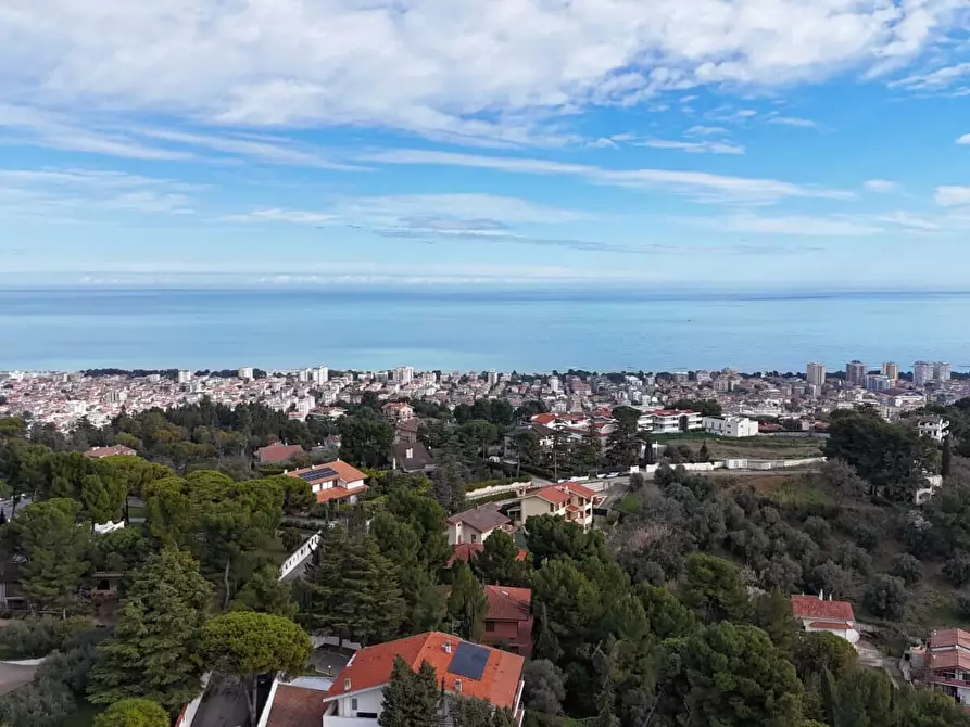 Immagine 36 di Appartamento in vendita  in Via Spagnuolo 28 a Montesilvano