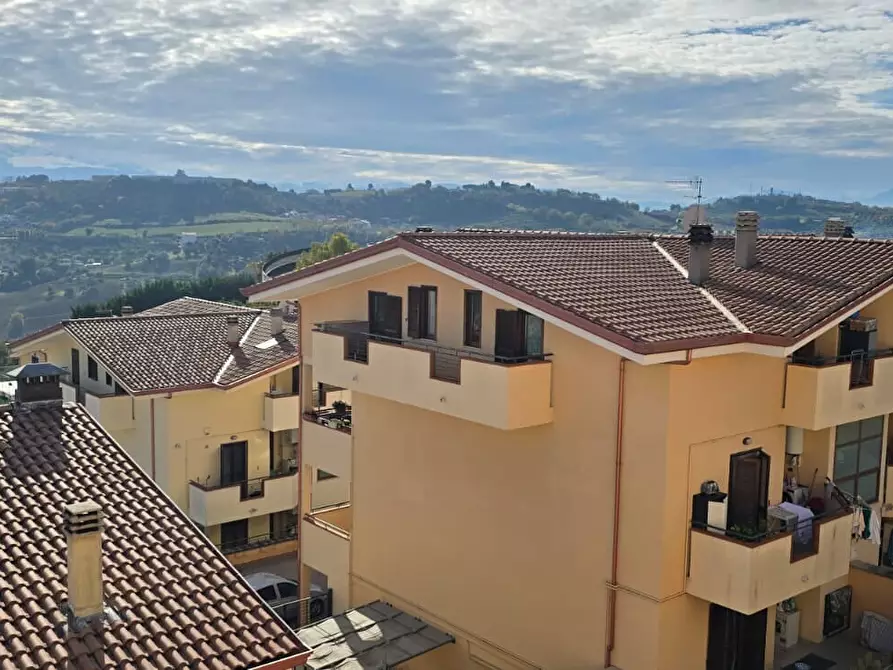 Immagine 15 di Appartamento in vendita  in Via Spagnuolo 28 a Montesilvano