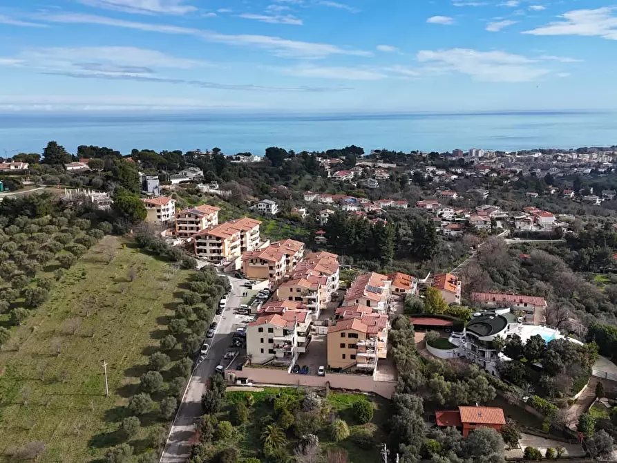 Immagine 1 di Appartamento in vendita  in Via Spagnuolo 28 a Montesilvano