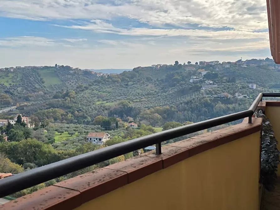 Immagine 22 di Appartamento in vendita  in Via Spagnuolo 28 a Montesilvano