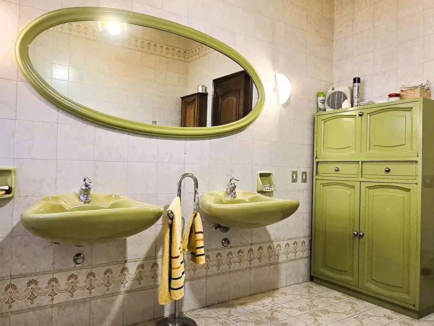 Immagine 33 di Villa in vendita  in via chiappinello a Montesilvano