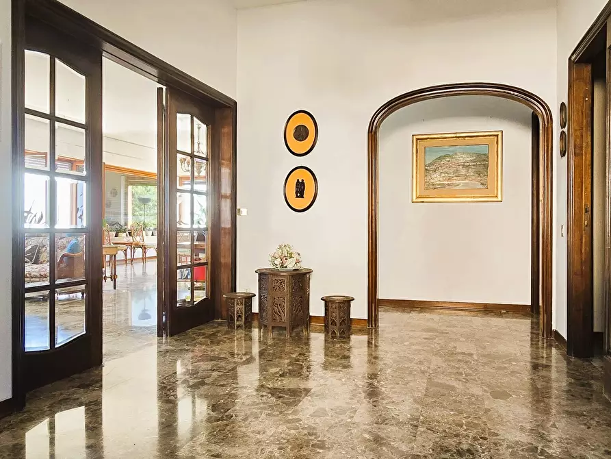 Immagine 25 di Villa in vendita  in via chiappinello a Montesilvano