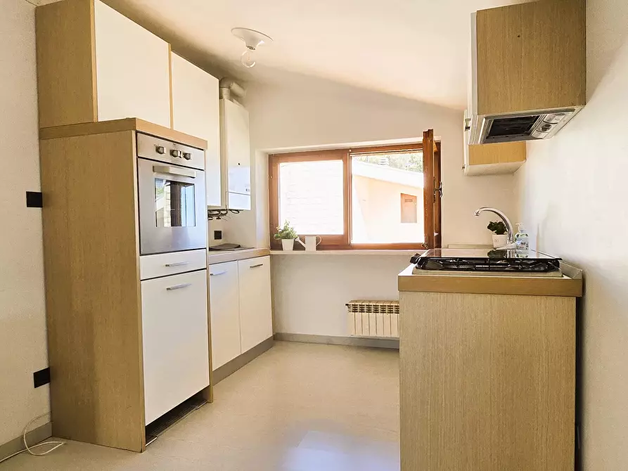 Immagine 42 di Villa in vendita  in via chiappinello a Montesilvano