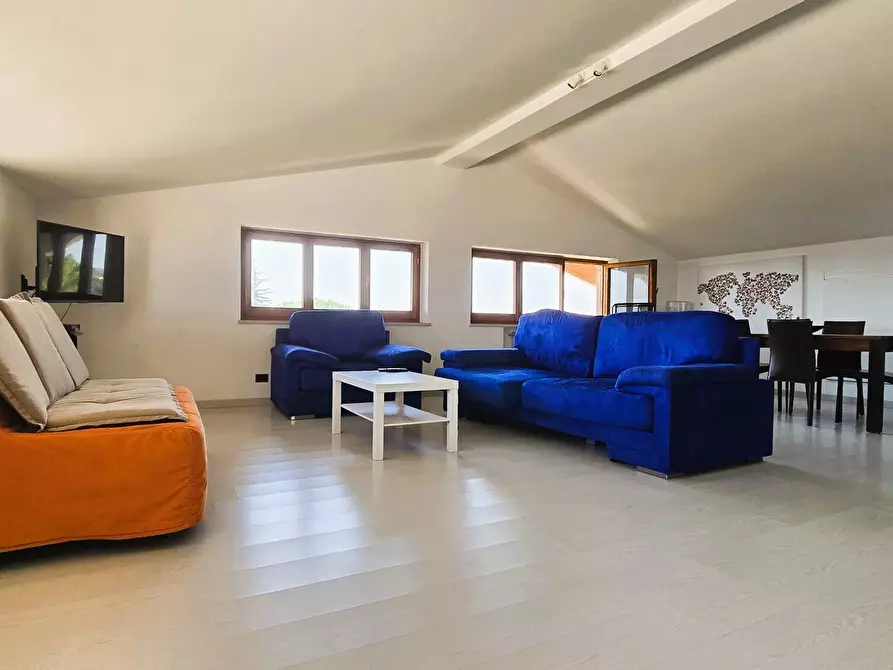 Immagine 36 di Villa in vendita  in via chiappinello a Montesilvano