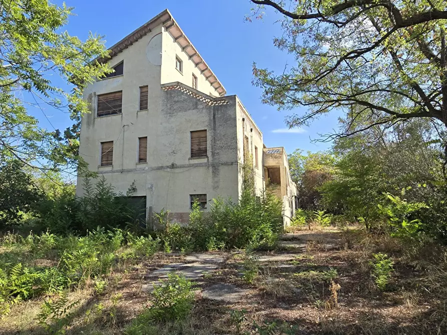 Immagine 10 di Villa in vendita  in via della stazione a Abbateggio