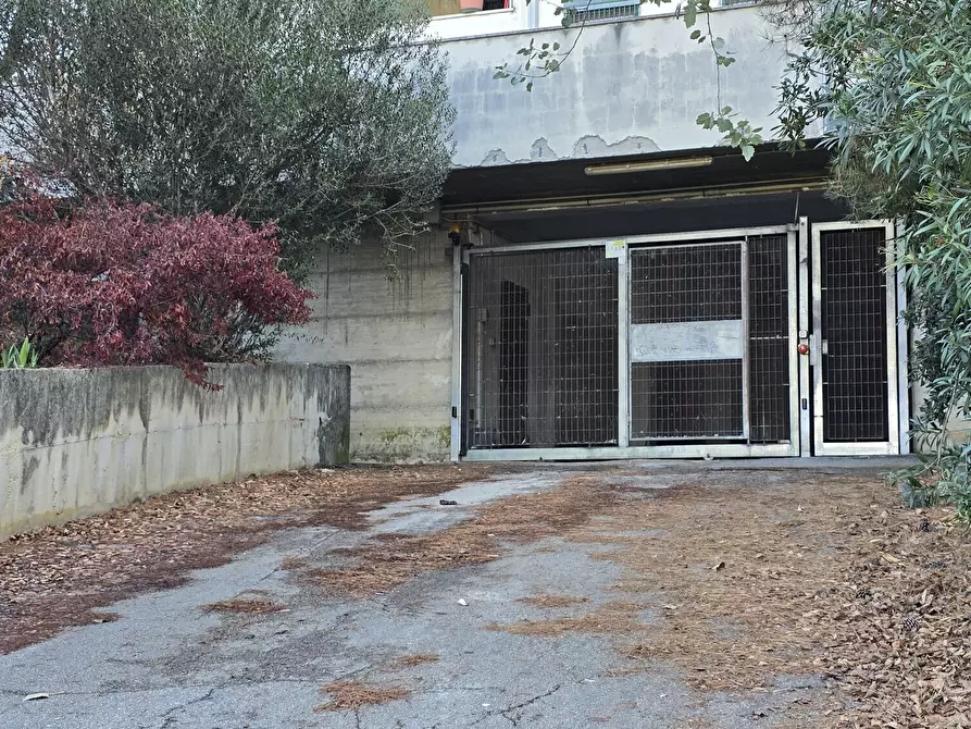 Immagine 1 di Posto auto in vendita  in Via Remo Ronchitelli a Pescara
