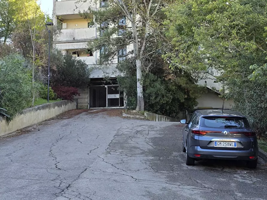 Immagine 9 di Posto auto in vendita  in Via Remo Ronchitelli a Pescara