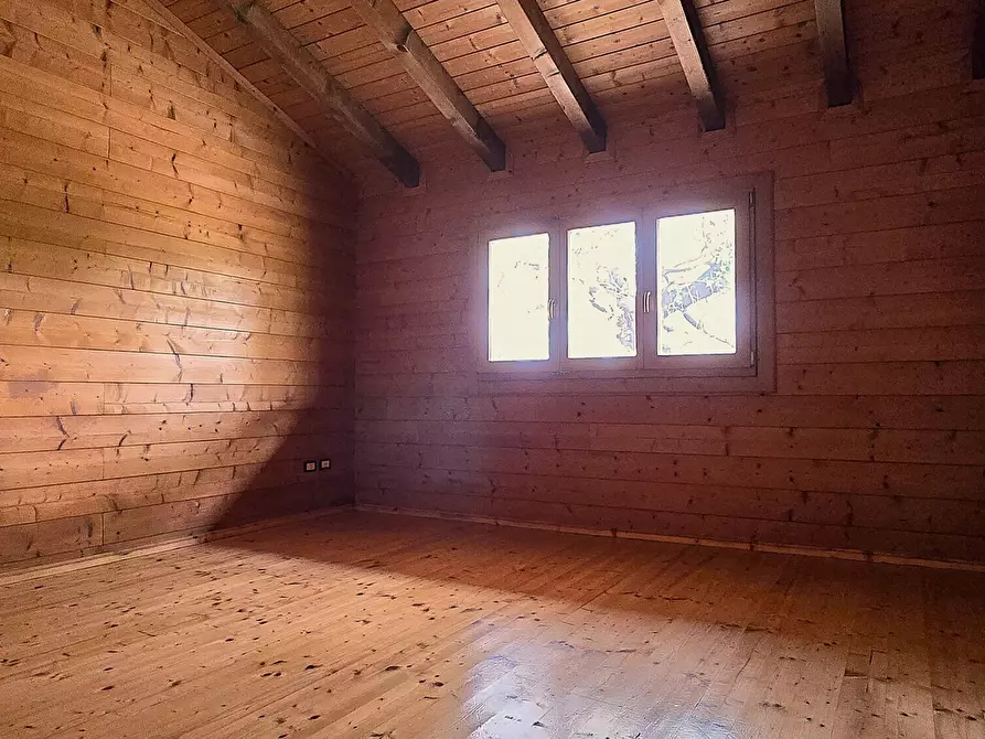 Immagine 30 di Villa in vendita  in Contrada Arci Cona Prato a Penne